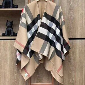 Burberry Reversible Check Wool Cape
